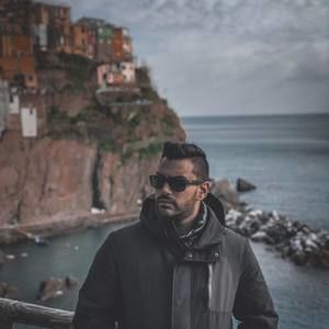 Meet your Posher, Amit